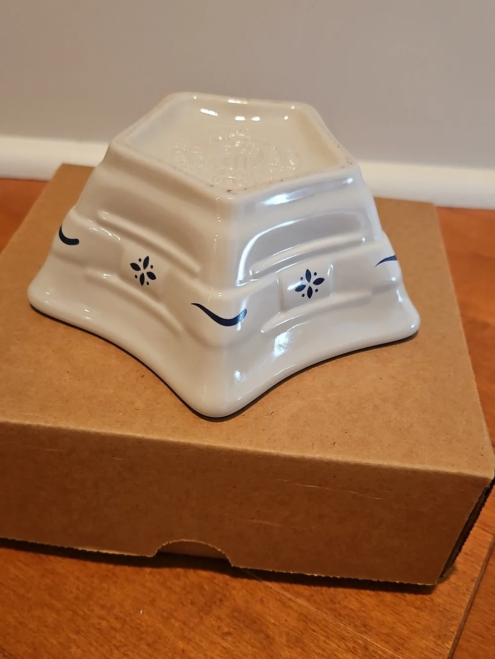NIB Longaberger Small Star Dish with Blue Accents
